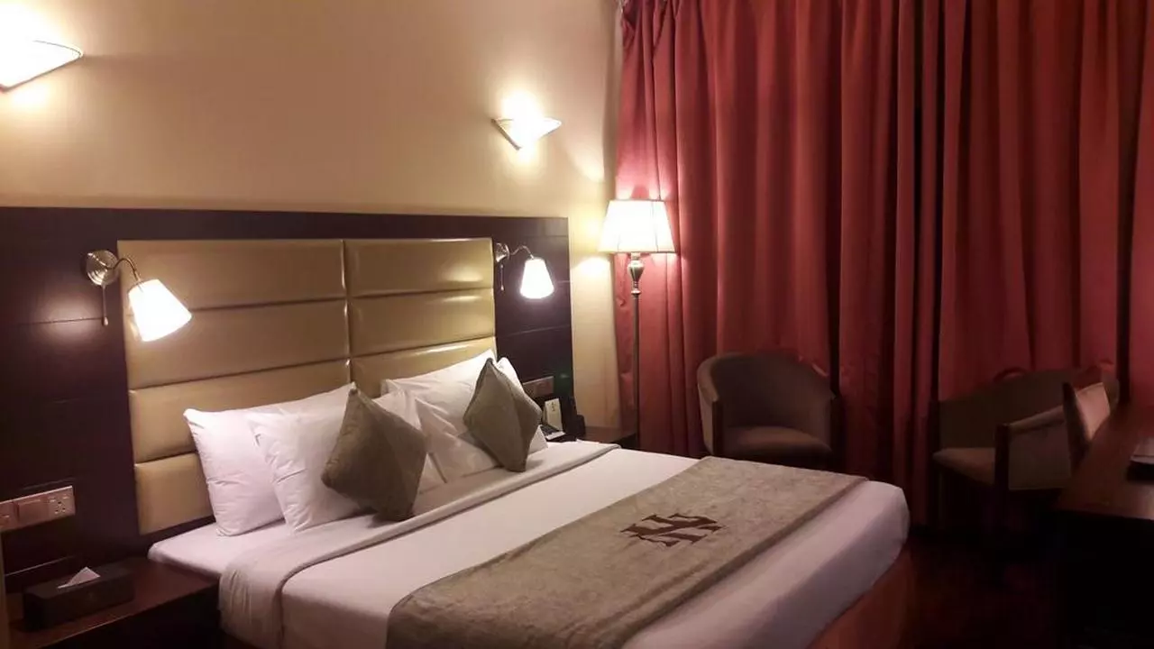 ORCHID_SHABAVIZ (14).jpg